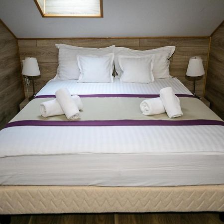 Crema Residence Gyulafehérvár Kültér fotó