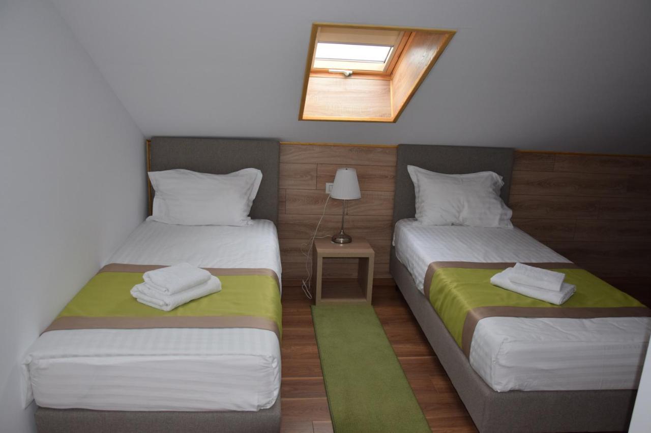 Crema Residence Gyulafehérvár Kültér fotó
