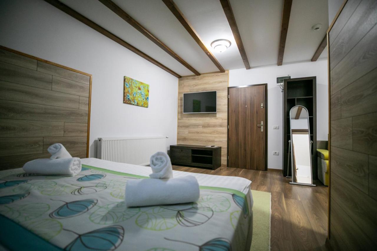 Crema Residence Gyulafehérvár Kültér fotó