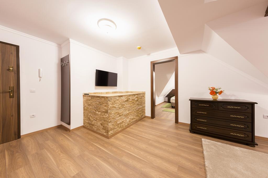 Crema Residence Gyulafehérvár Kültér fotó