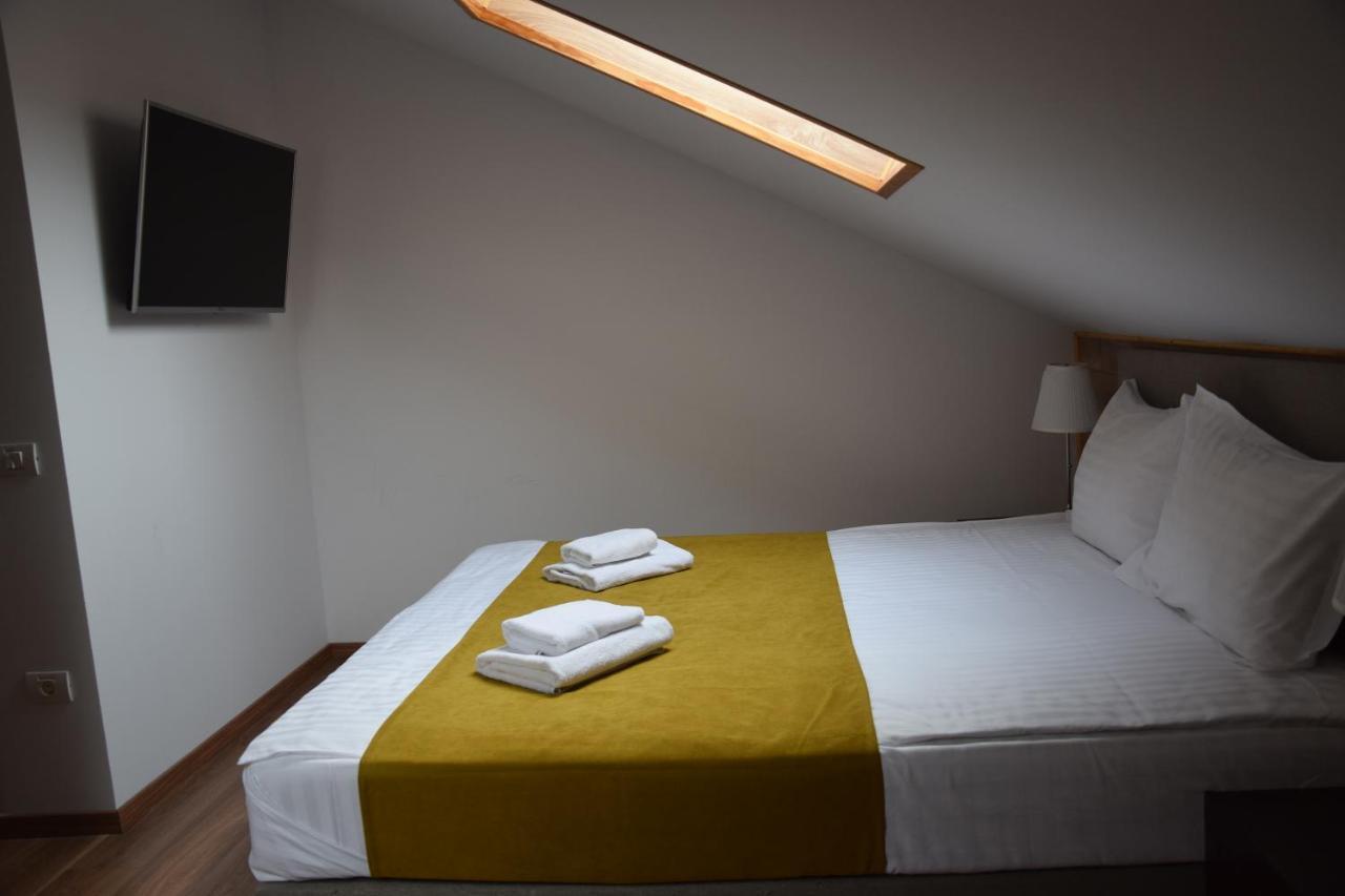 Crema Residence Gyulafehérvár Kültér fotó